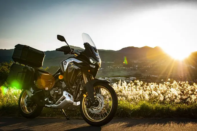 いつかはアフリカツイン……そのバイクは『高嶺の花』か？【ホンダの道は