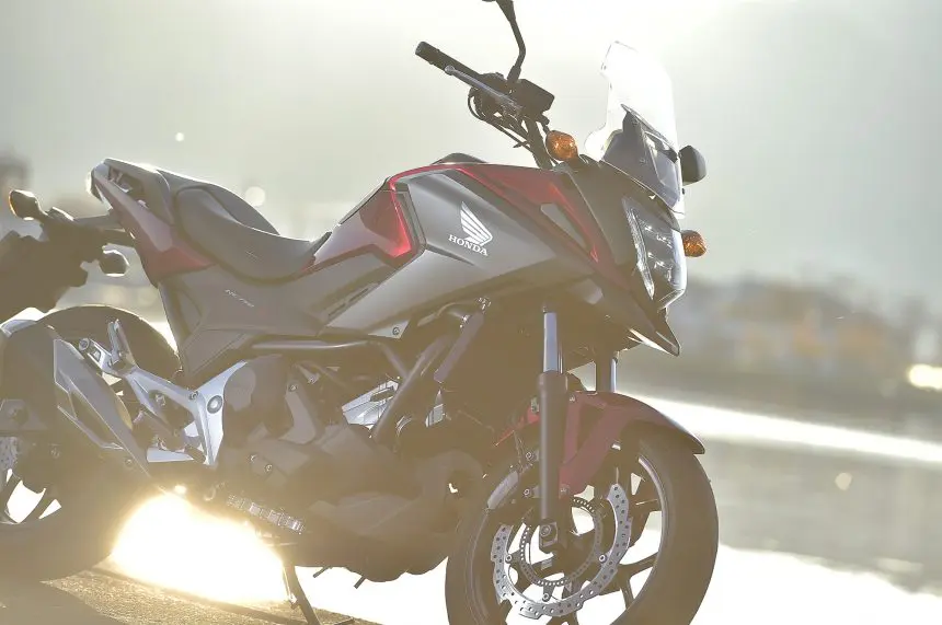 HONDA NC750X  2015年式 車検残2年 ホンダ NC750X MT 逆輸入車 2015年式 RC72の諸元・スペック情報