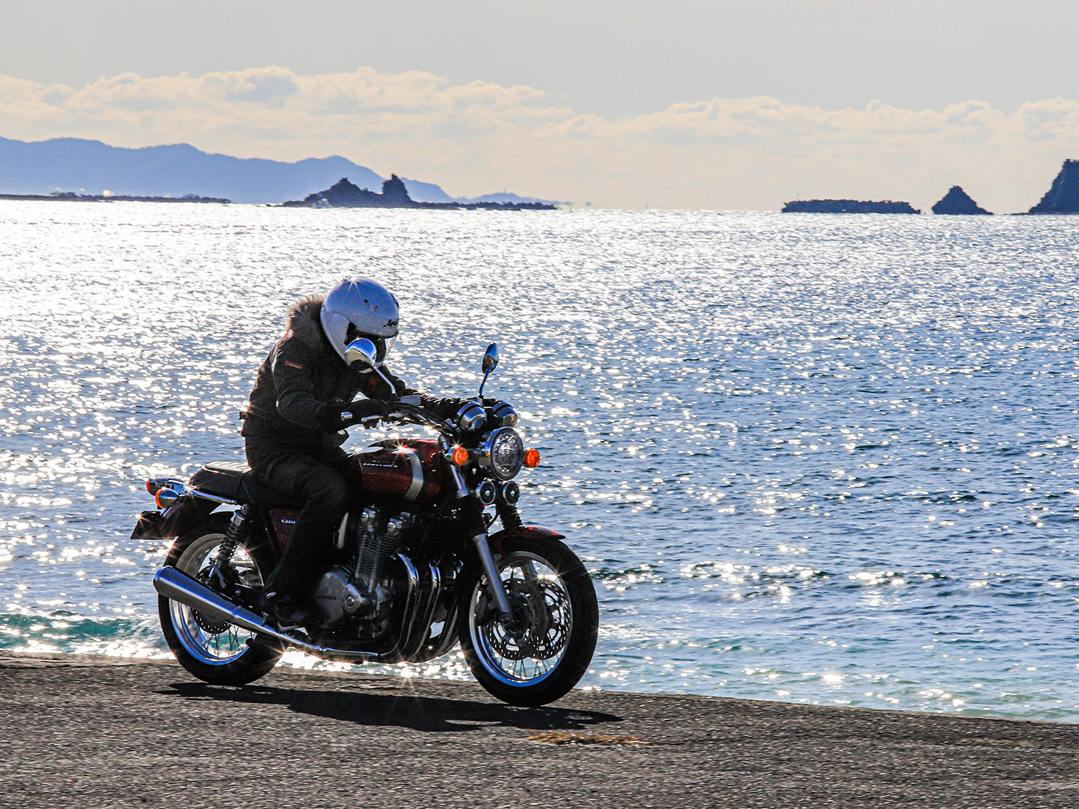 時速50kmで『CB1100 EX』ほど気分よく走れる大型バイクは他にない
