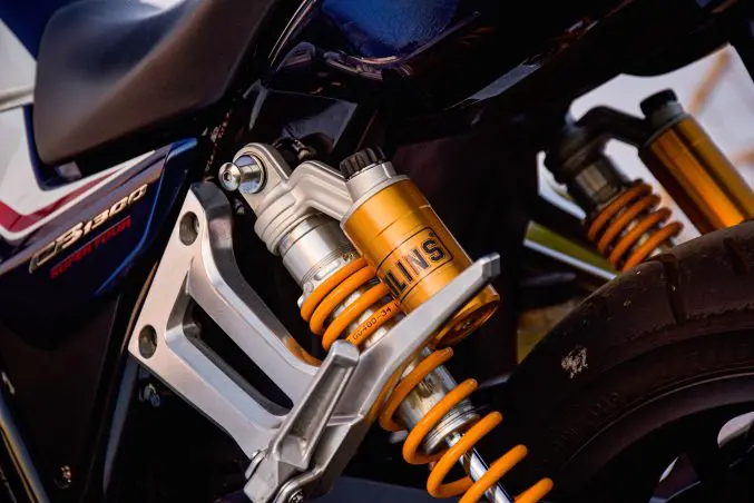 CB1300SFで『公道を走るため』に組まれたSPの異次元【ホンダの道