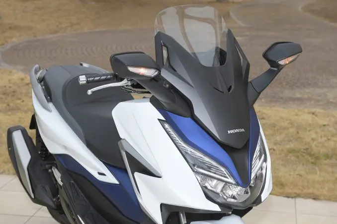 ホンダ フォルツァ250cc 自賠責保険2020/9まで 新車】250ccスクーター『フォルツァ』が新型エンジンを搭載して新発売
