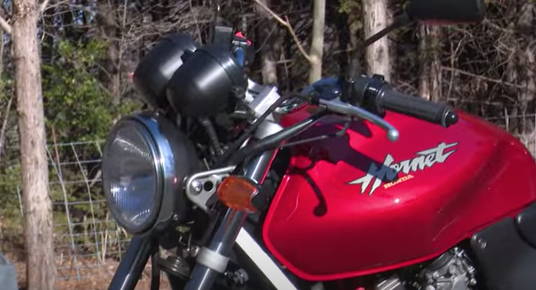 動画】250ccの4気筒スポーツ！90年代のネイキッドブームを牽引した