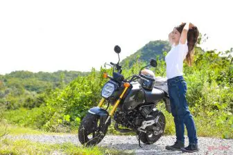 GROM 20代女子的試乗レポート 「ホントに125cc？ 長距離ツーリングし