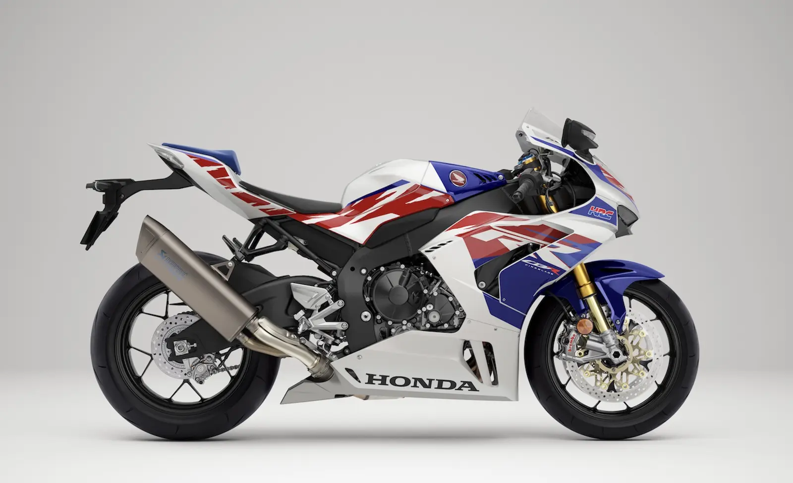 衝撃のデビューから30年 ファイヤーブレード最新作「CBR1000RR-R SP 