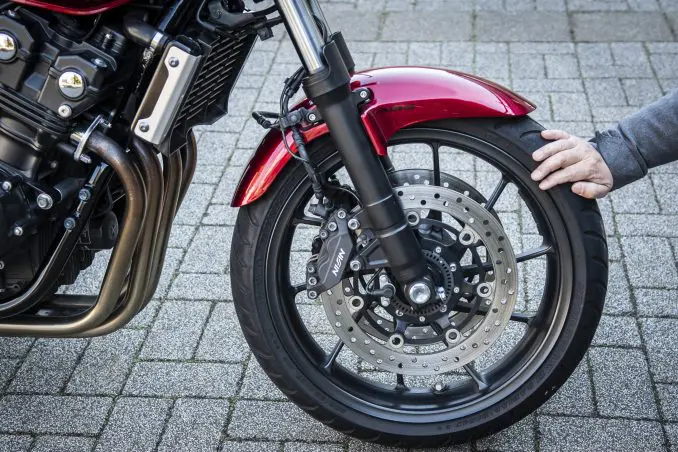 タイヤの点検はやらないと損をする？！ 楽しく走るために「3つの項目