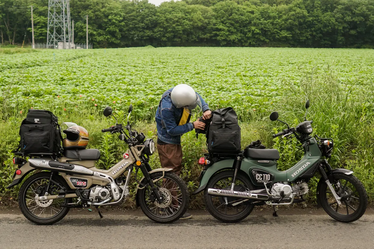 自由度MAX!カブで行くキャンプツーリング前編！大型バイクとは一味違っ