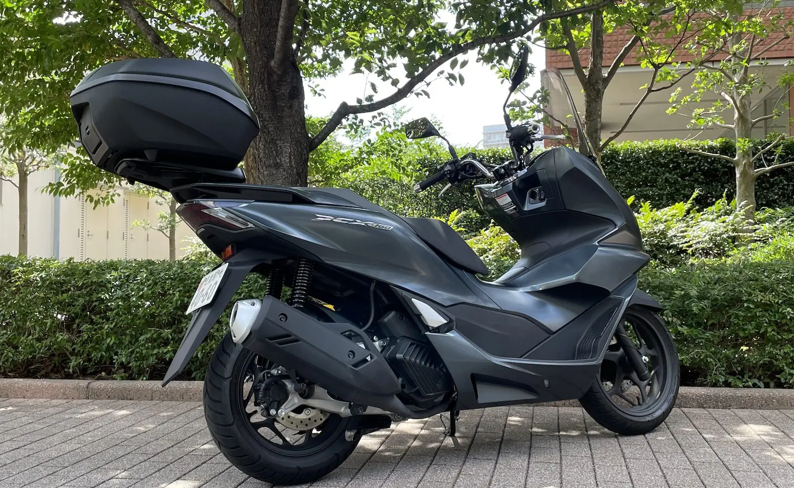 ホンダ　pcx jf28 純正リアボックスあり PCX125 PCX150 リアキャリア KWNJ ホンダ 純正 中古 バイク 部品 JF28