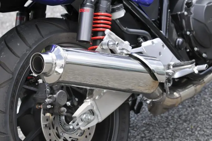 CB400SB(CB400スーパーボルドール)ってどんなバイク? 燃費や足つき CB400SB(CB400スーパーボルドール)ってどんなバイク? 燃費や足つき
