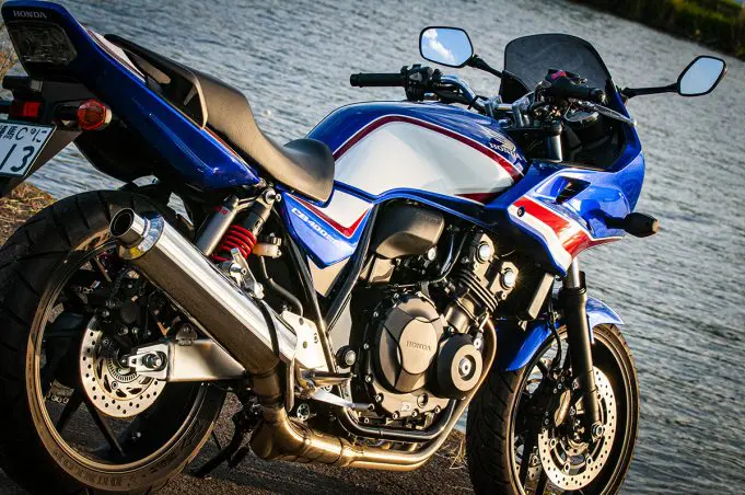 バイクとしての『ひとつの理想』へ、既にCB400SBは届いている【ホンダ