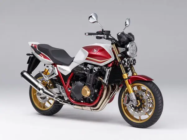【最終価格】酒井素プロ バーサス 2025 ホワイトデー限定モデル 王道『CB1300』シリーズの30周年記念モデルが受注期間限定で発売
