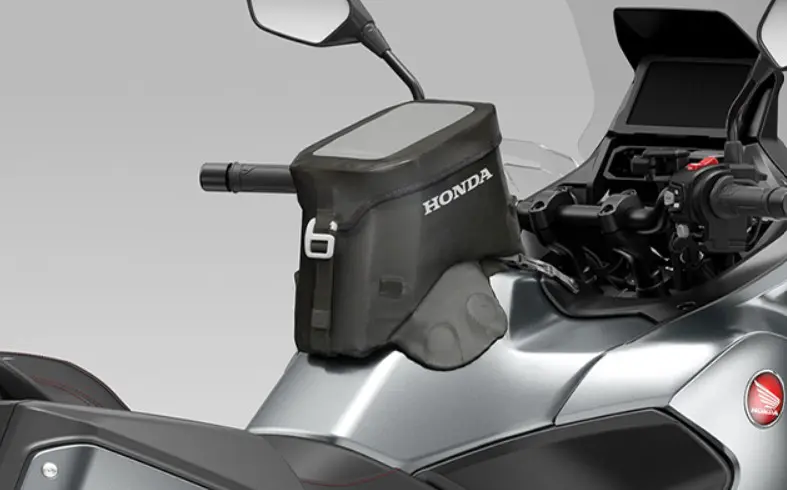 NT1100 ノーマルシート　新品 ホンダNT1100純正シート新品未使用