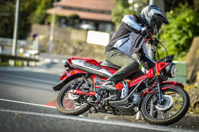 HONDA CT125 125cc オフロードバイク CT125・ハンターカブ ＝ オフロード」と思っていたら『オン