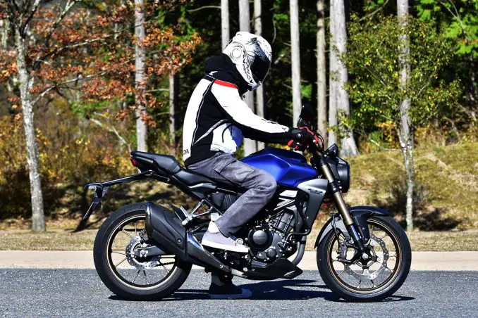 ホンダ　CB250R 配送可能　支払いは現金or振り込みも可能 ホンダ「CB250R」【1分で読める 2021年に新車で購入可能な250ccバイク