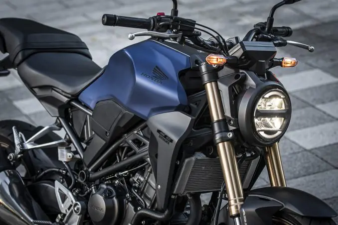 バイク　ホンダ　cb250r ホンダ「CB250R」【1分で読める 2021年に新車で購入可能な250ccバイク