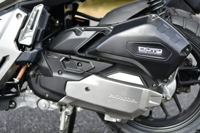 ADV150ってどんなバイク?燃費や足つき性、おすすめポイントや装備を ADV150ってどんなバイク?燃費や足つき性、おすすめポイントや装備を
