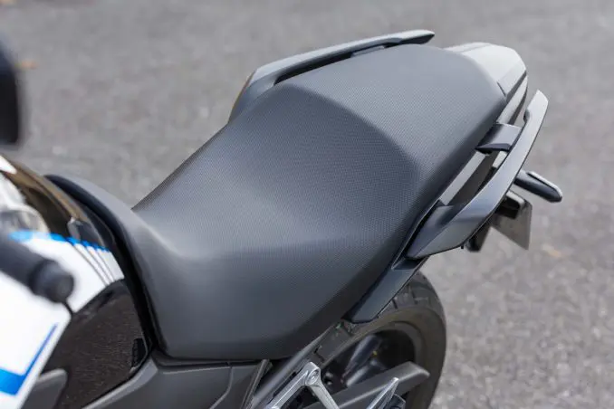 決定❗️⭐️HONDA  400X  走行距離0キロ★即納保証付き⭐️ 400Xってどんなバイク？ 燃費や足つき性、おすすめポイントや装備を