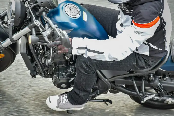 DUCATI バイク デニムパンツ 29 プロテクター付 デニムパンツ バイク 安全 装備 パンツ バイクパンツ プロテクター装備