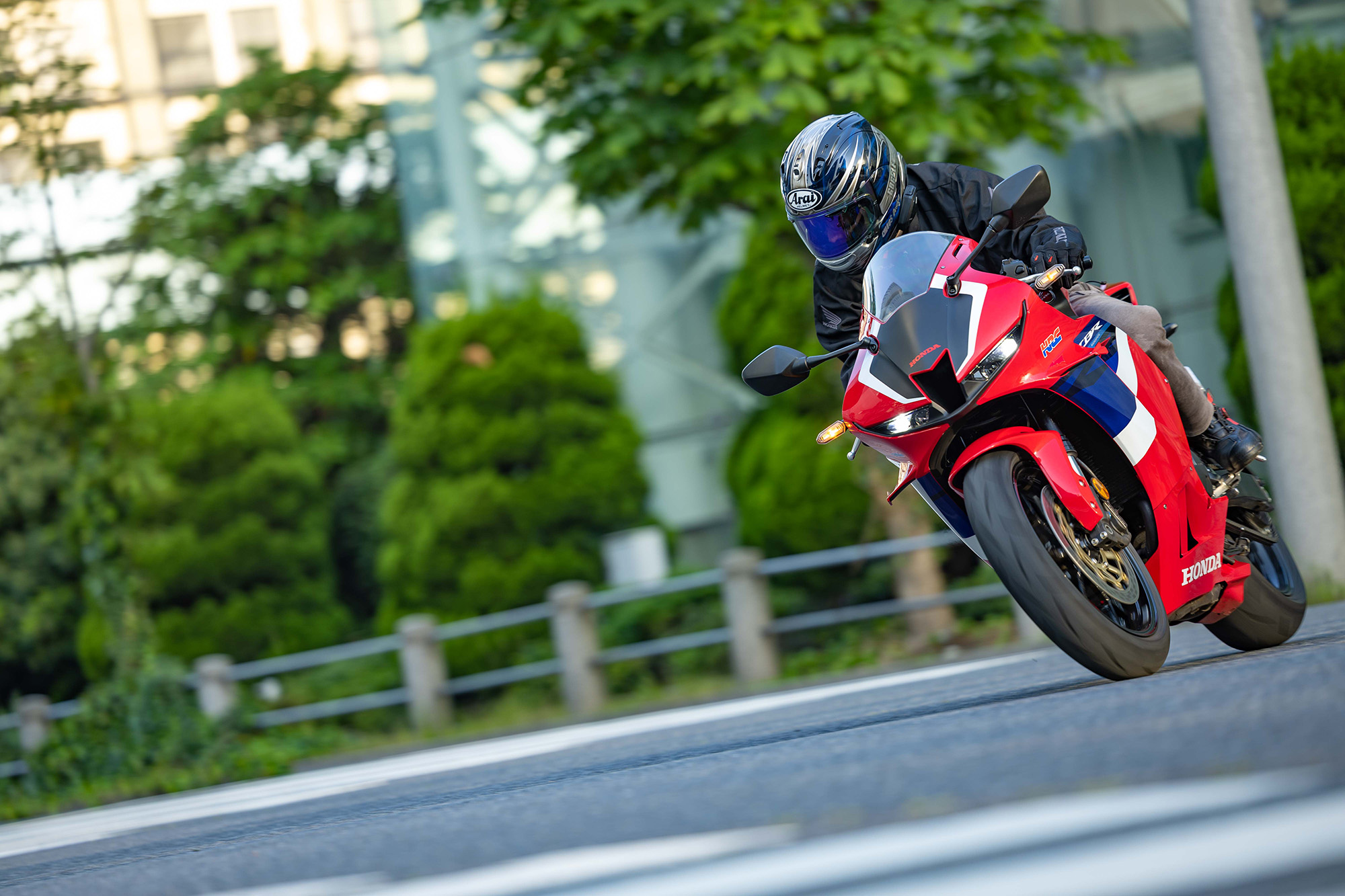 CB600RRが予想外!? これなら大型バイク初心者の人でも楽しめるかもしれ