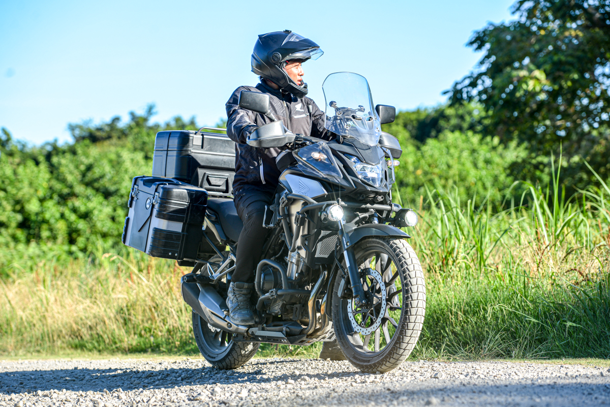 バイクキャンプインフルエンサーが語る、400Xの魅力「中型クラス最強の 