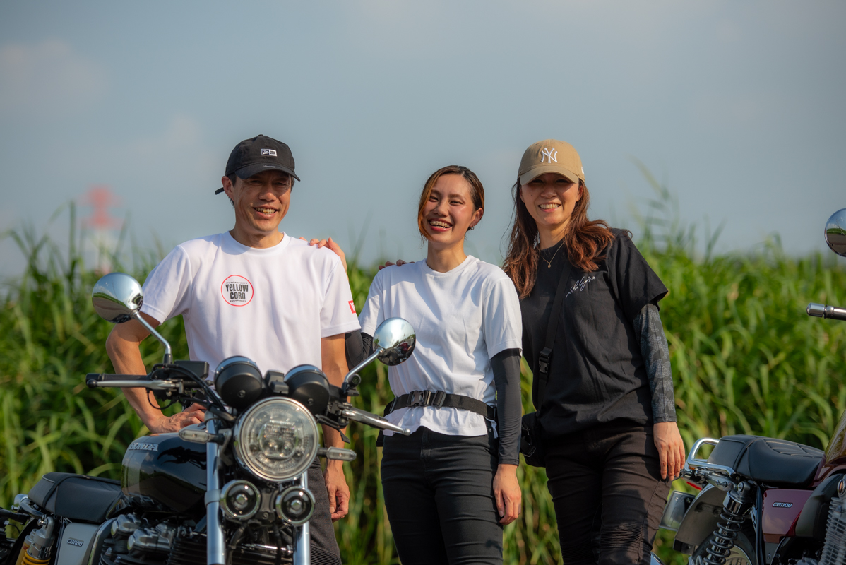 生まれて初めてのバイクがCB1100RS。家族全員でバイクを楽しんでいる