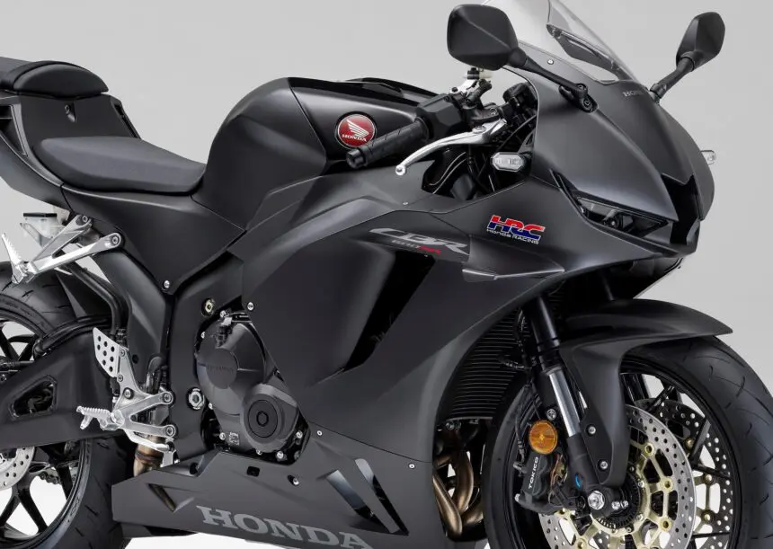 CBR600RR 24年モデル取外し部品 CBR600RR 24年モデル取外し部品
