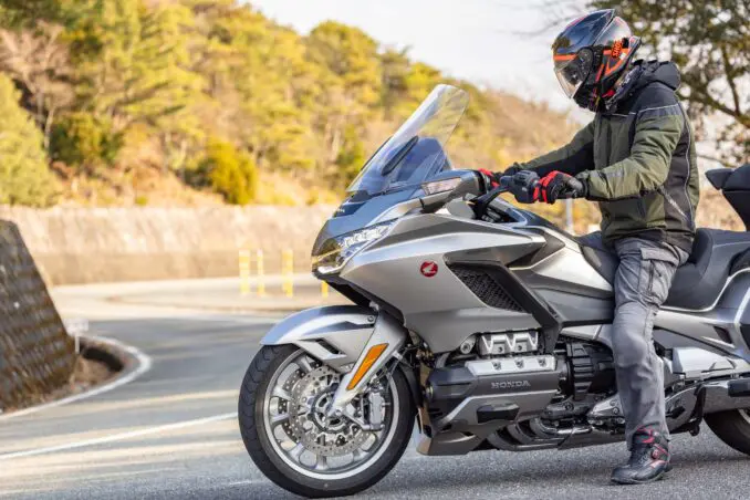 ホンダ ゴールドウィング 1800 純正 ヘルメット Yahoo!オークション
