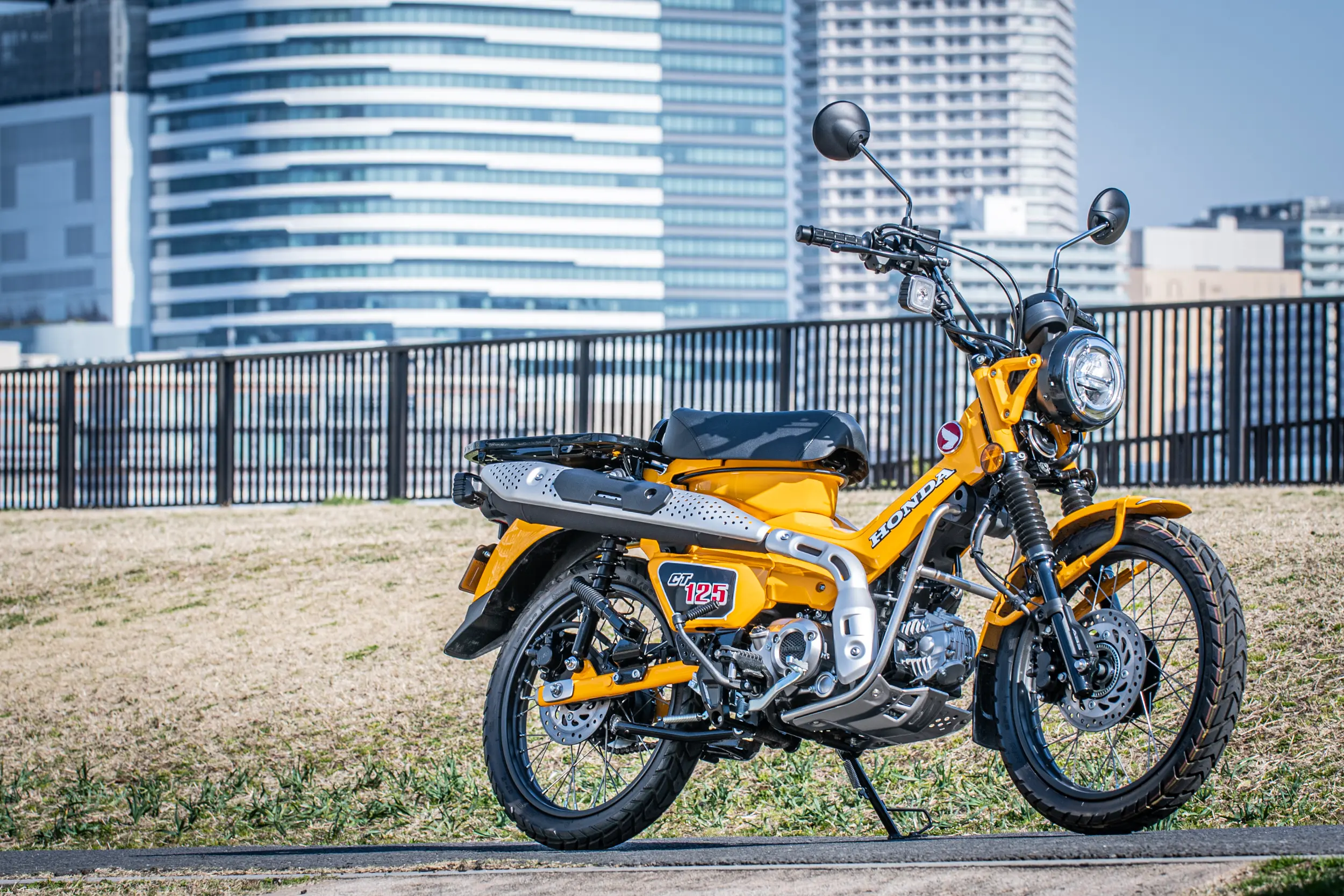 HONDA CT125 125cc オフロードバイク CT125・ハンターカブ ＝ オフロード」と思っていたら『オン