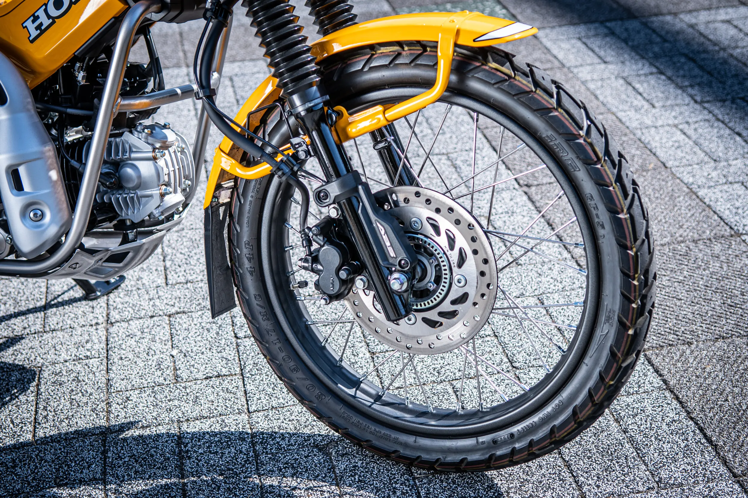 ハンターカブ　低走行　
CT125 JA-55 2023購入 CT125・ハンターカブってどんなバイク？燃費や足つき性、装備などを