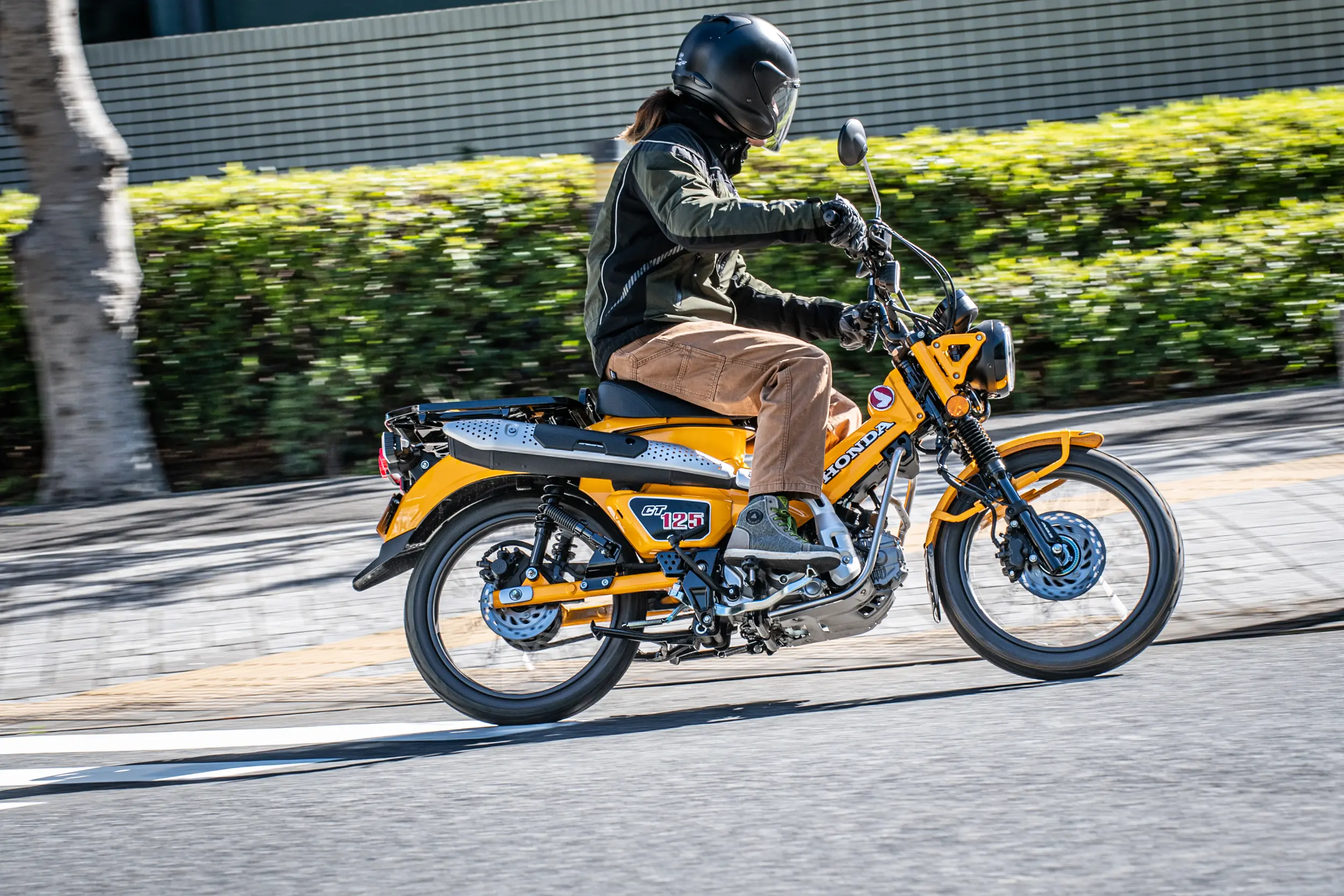 完全に趣味のバイク！ 125ccの『CT125・ハンターカブ』は