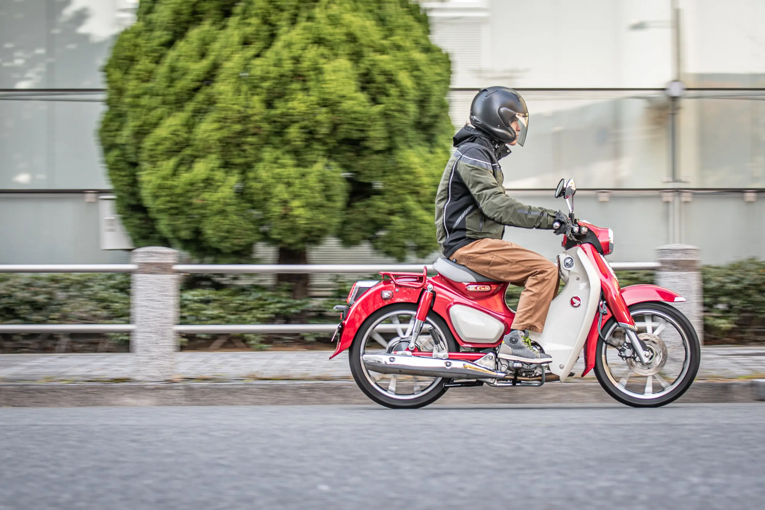 C100スーパーカブピノキオ純正シート張り替え品？☆ヒンジ付き！検C105、102、2つ星吊りカブOHV ホンダ スーパーカブ C100、C102、C105 サイドカバー 車体番号C100