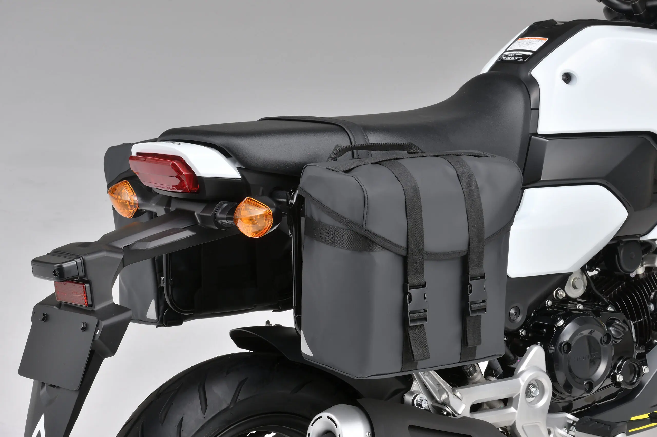 新カスタム】人気の125ccMTバイク『グロム（GROM）』が本格ツーリング 