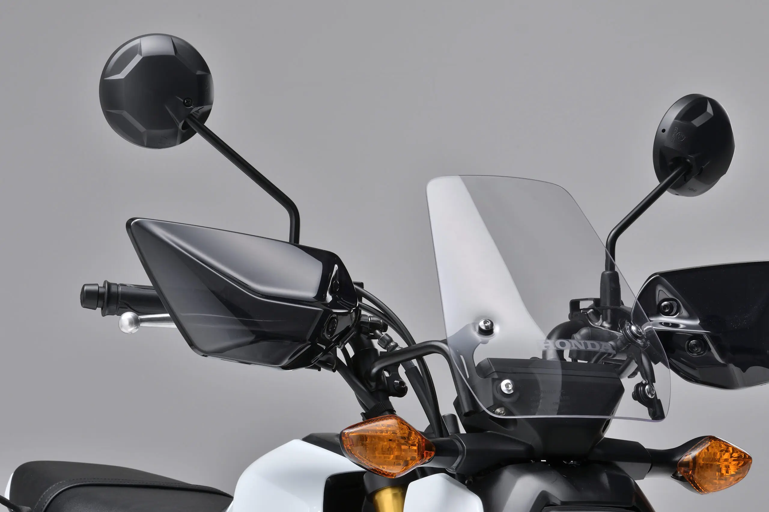 新カスタム】人気の125ccMTバイク『グロム（GROM）』が本格ツーリング 