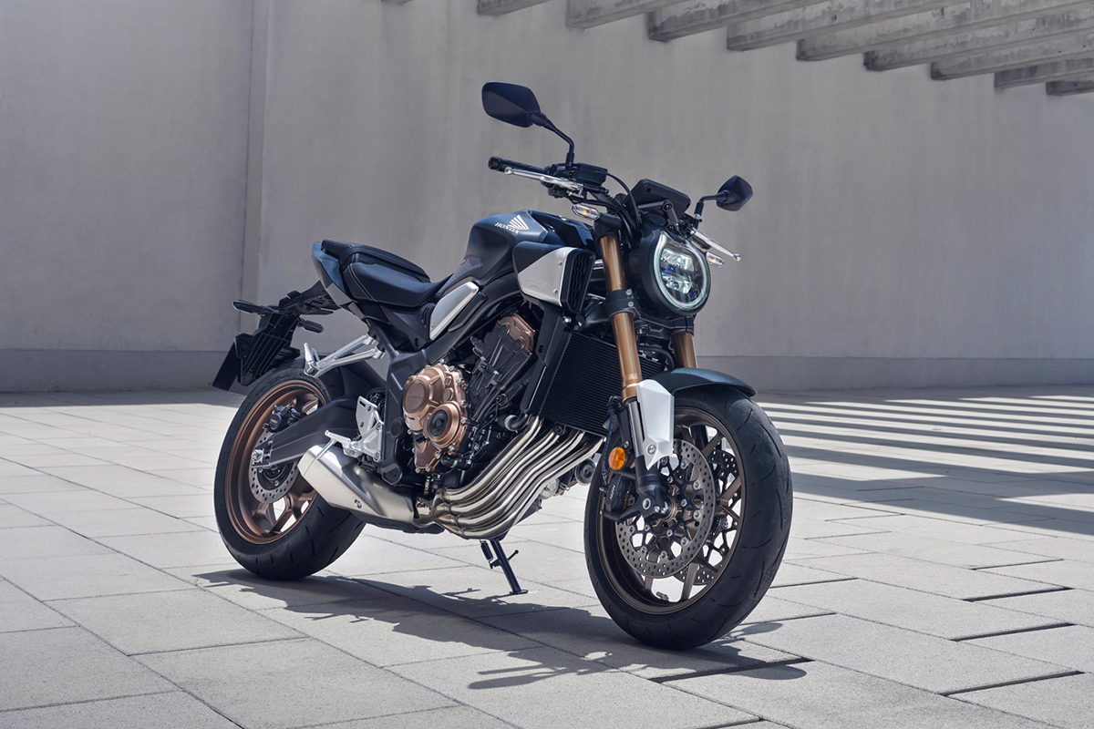 ミドルクラスネイキッド『CB650R』に“Honda E-Clutch”搭載モデルが登場