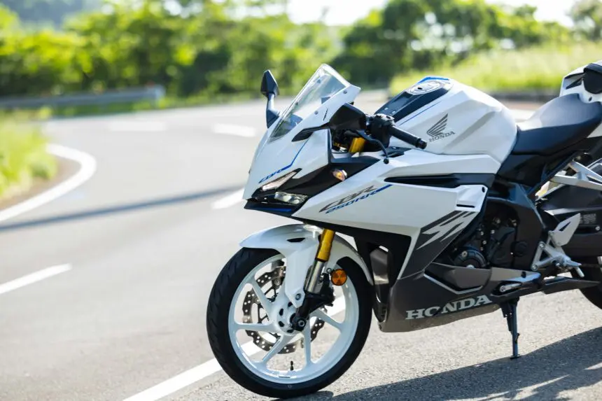 CBR250R 絶好調 ツーリング 通勤最速 20000rp。多数お問い合わせありがとうございます。完全早い者勝ちです。 hq720.jpg?sqp=-