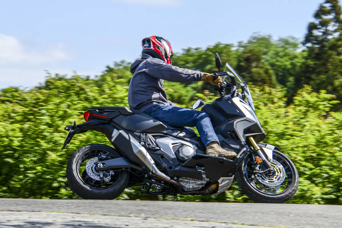 ADV-PCG,DP,DPt,LD まとめ売り X-ADV』はスーパースポーツ好きのベテランライダーも魅了するバイクだった