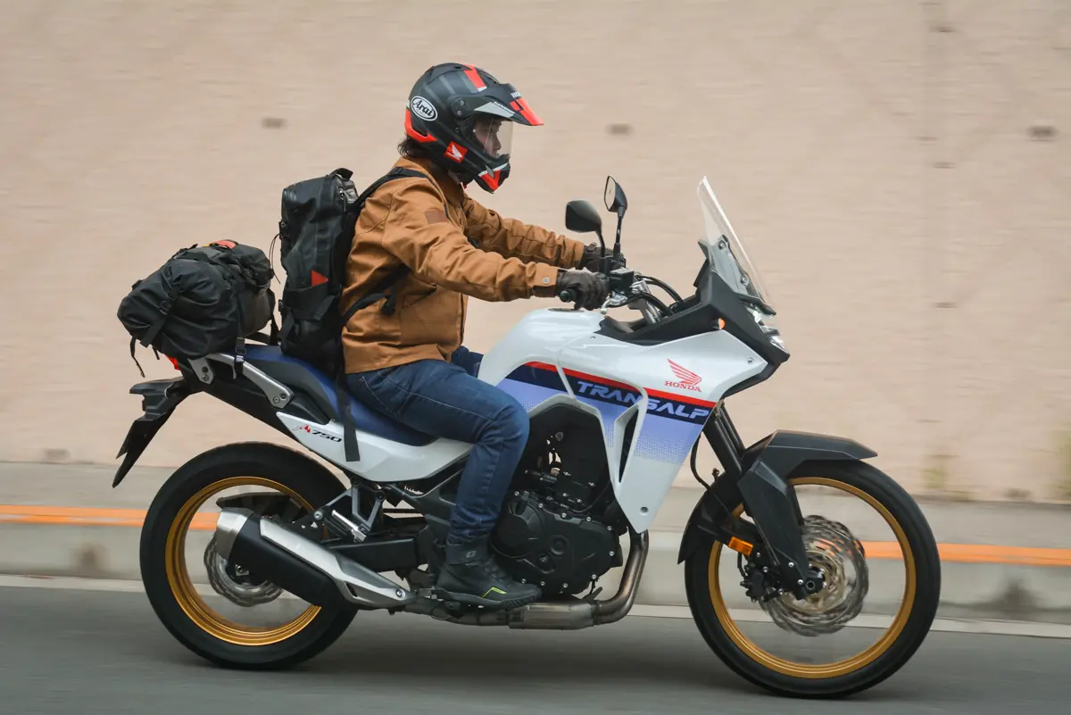 トランプ 純金 プレイングカード（トランプ）」と「K18ダイス」を2024年9月18日