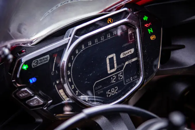 2023年モデルの『CBR250RR』ってどんなバイク？燃費や足つき性