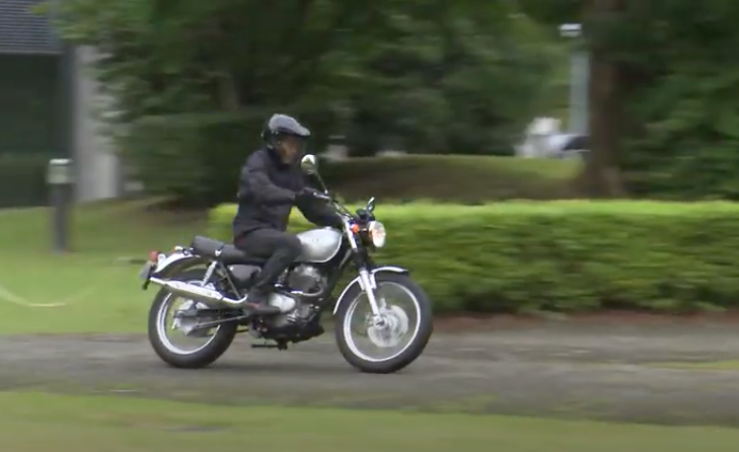 動画】400ccのシングルエンジンを搭載したスクランブラー『CL400