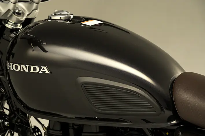 ディテールに神が宿る。新型『GB350 C』の美しさは「細部の ディテールに神が宿る。新型『GB350 C』の美しさは「細部の