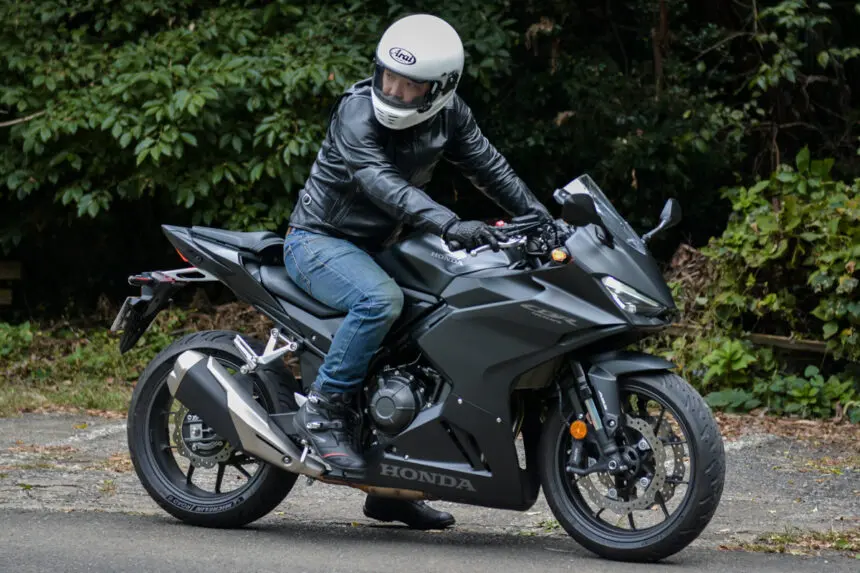 一見カジュアルだけどバイク用！お洒落とプロテクション、防寒性を両立