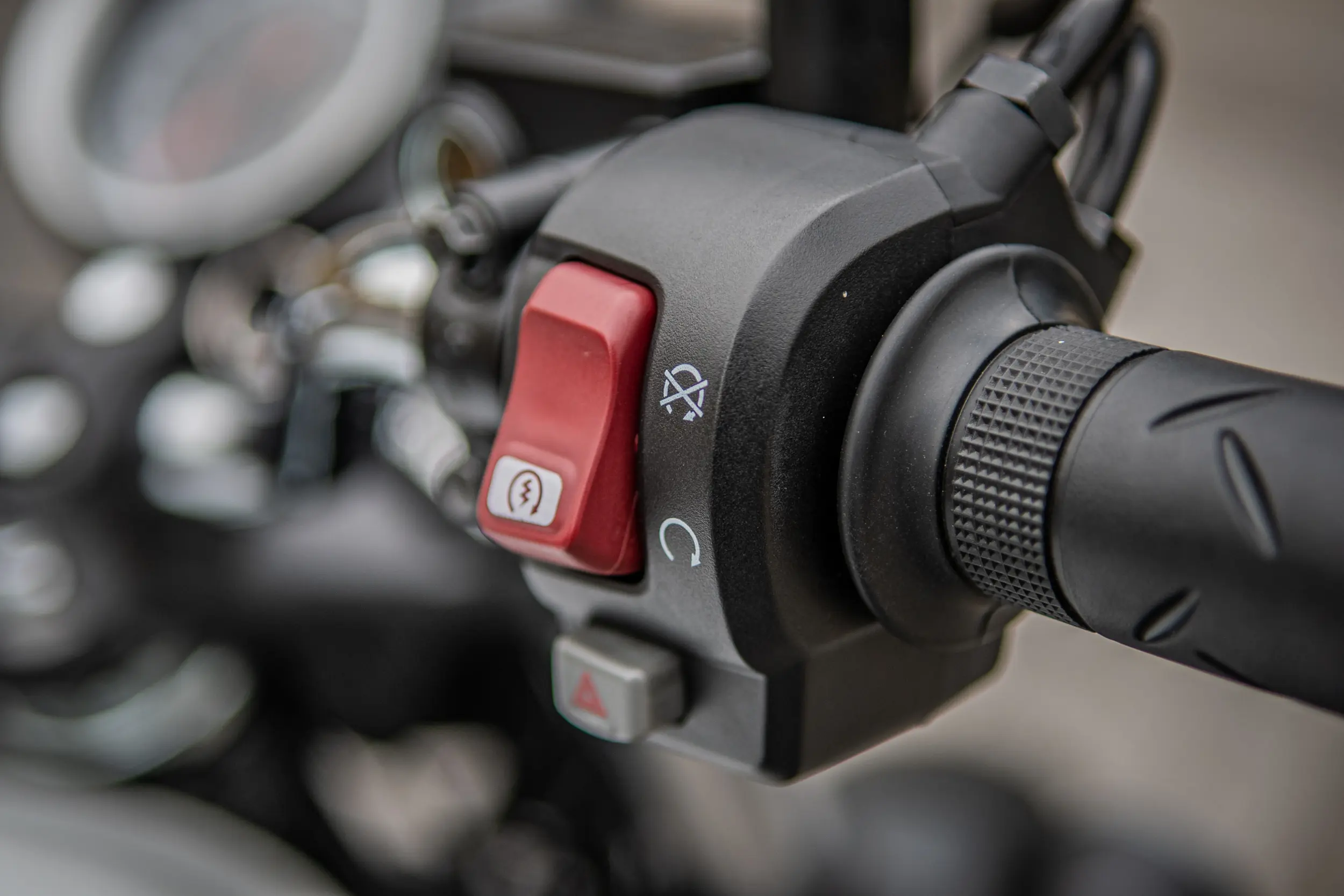 これからバイクの免許を取る人へ！教習所に行く前に知っておきたい