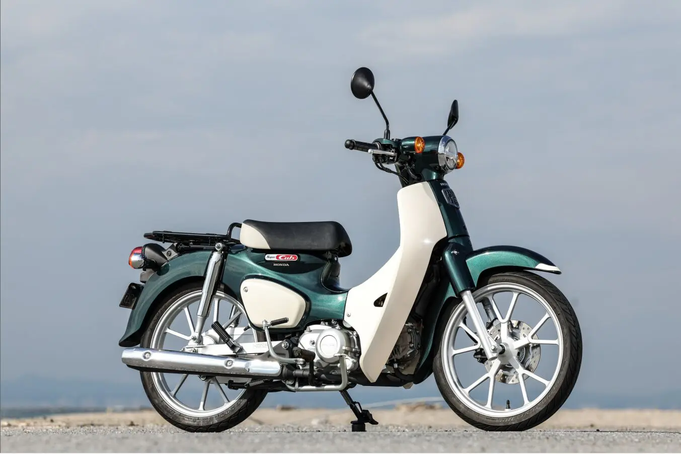 走行 27500km 静岡市 美品 スーパーカブ 燃費抜群 好調