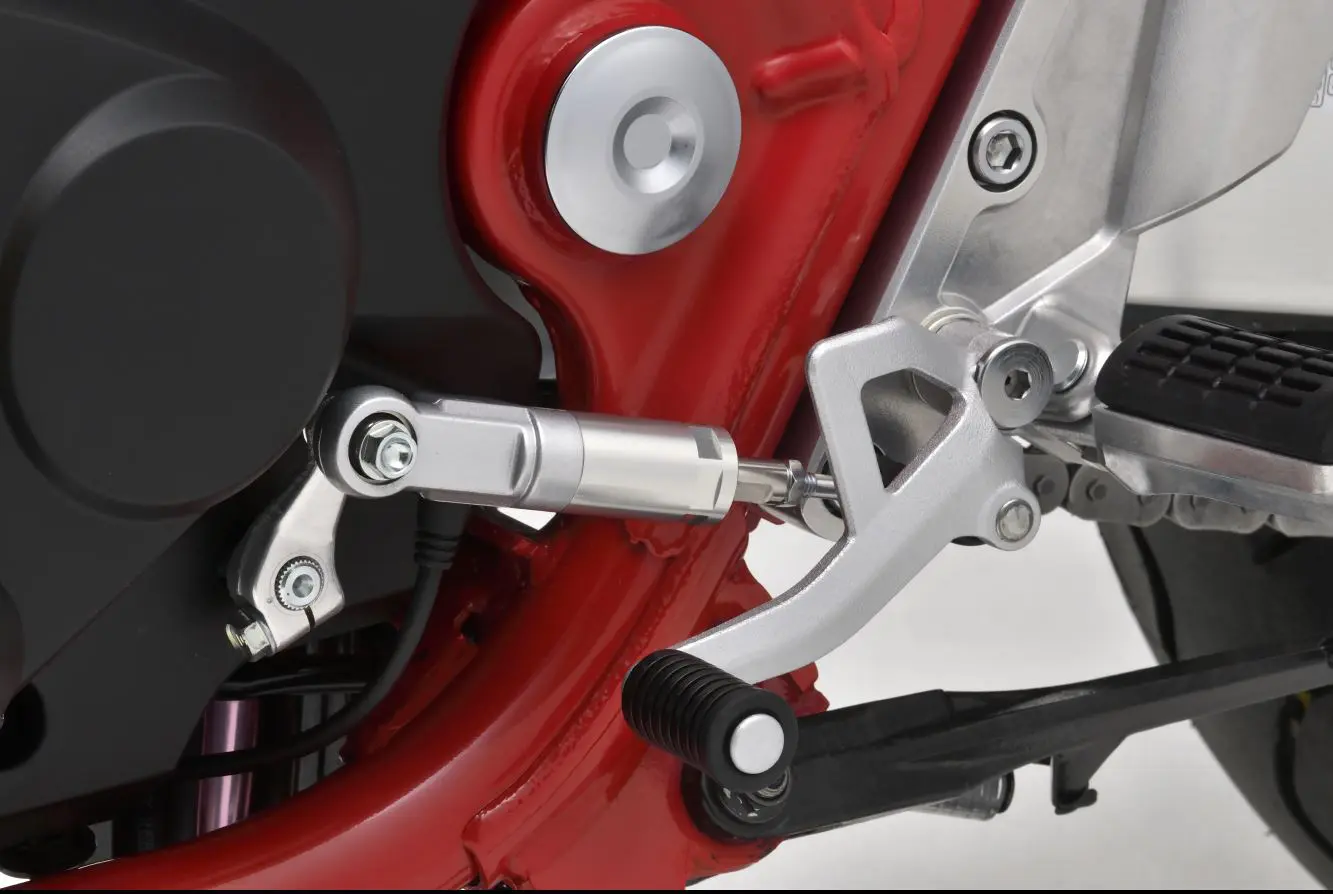 CB1300 ACTIVE特別パーツ&DOGFISHシフトペダル CB1300シリーズをもっと良くするアクセサリーで『Final Edition』を