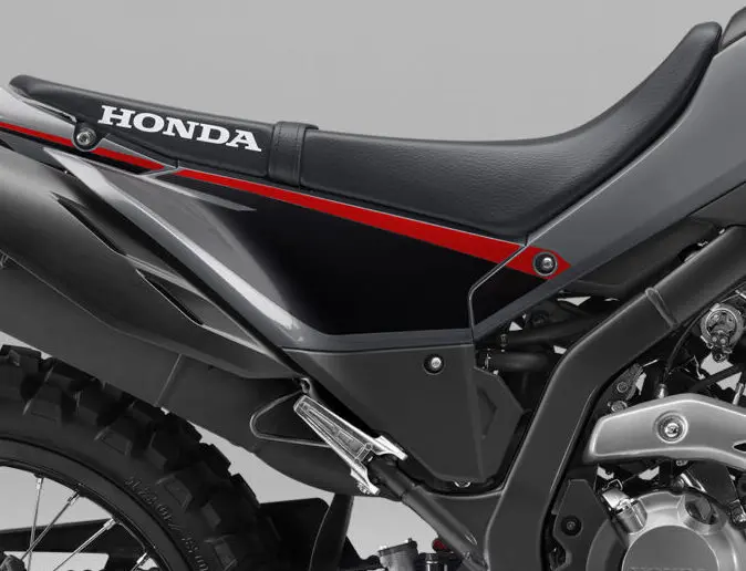 25_crf250l_10-1-scaled-