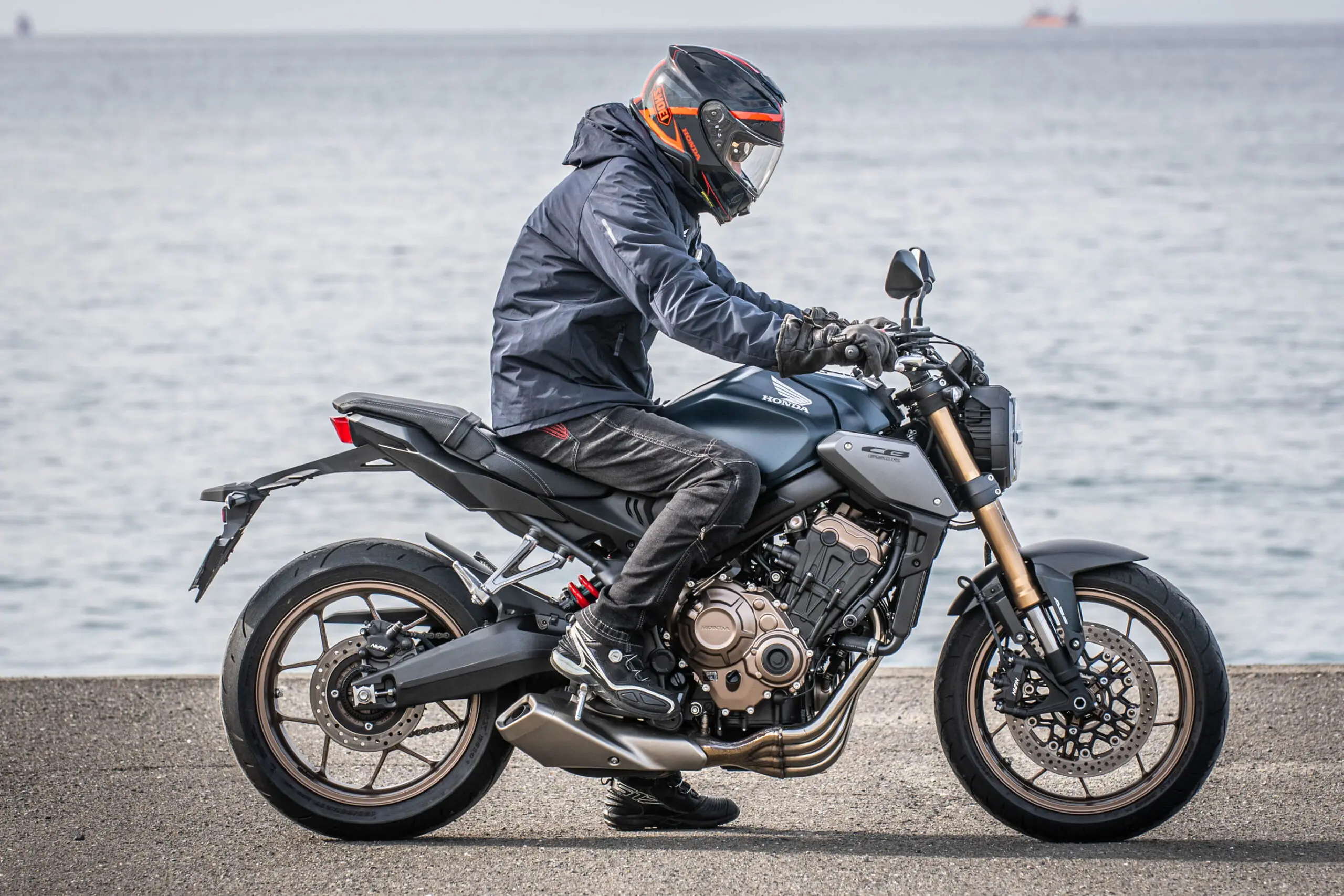 650cc大型バイク『CB650R』は”渋い大人のネイキッド”だと思う理由