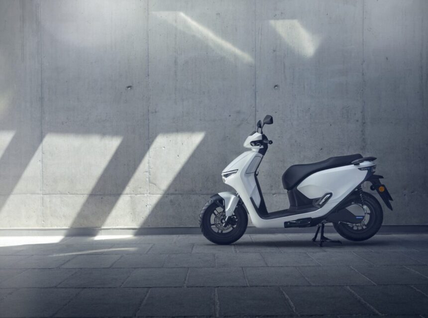 伊藤真一のロングラン研究所】新旧ホンダ製250ccスーパースポーツを