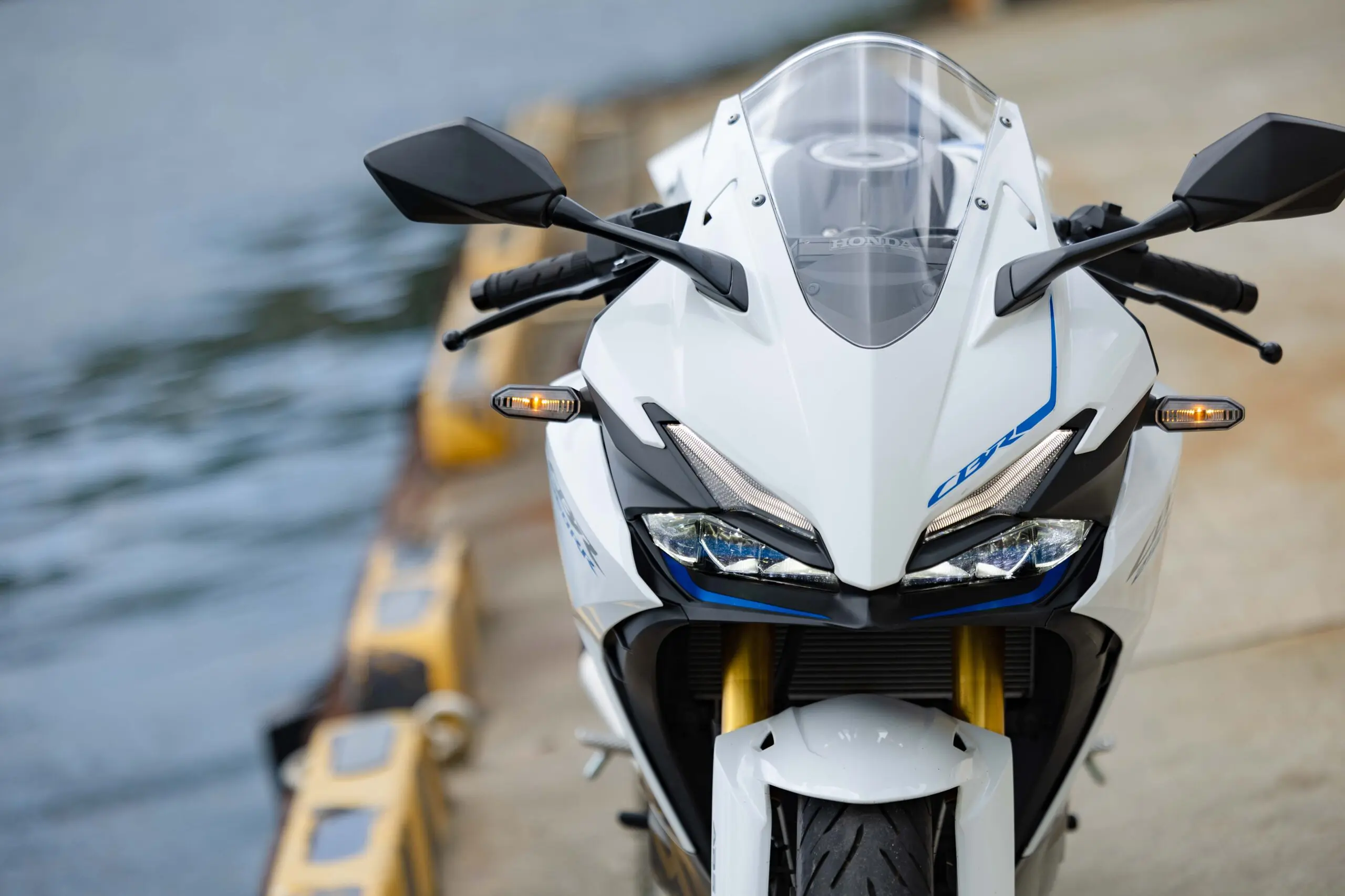 スポーツバイクは興味ない……という人が読むと面白いかもしれない250cc