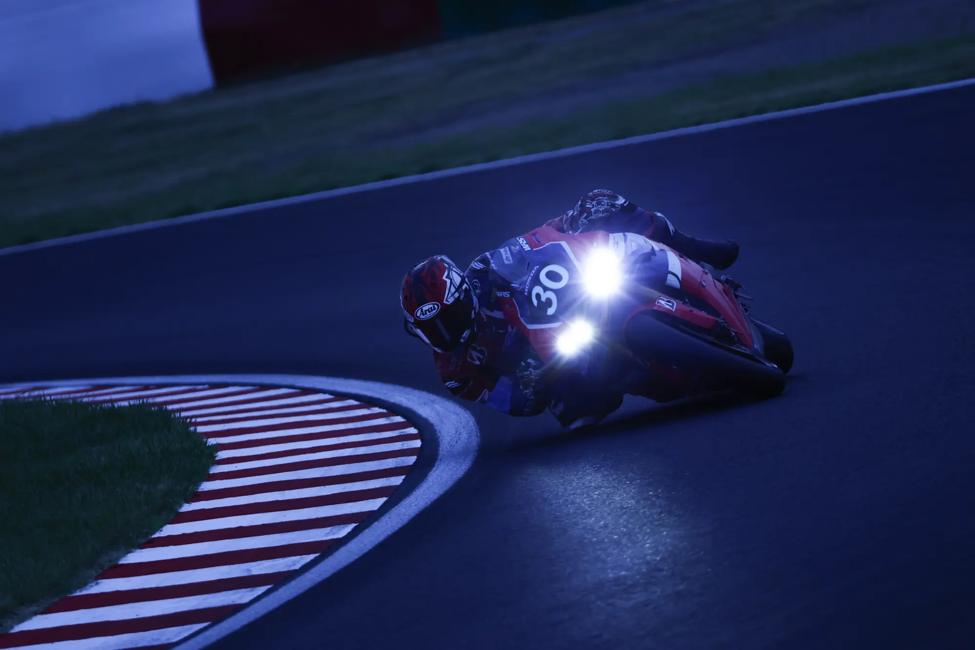 鈴鹿8耐で「Honda HRC」が4連覇の快挙達成！高橋巧＆ヨハン・ザルコの2 