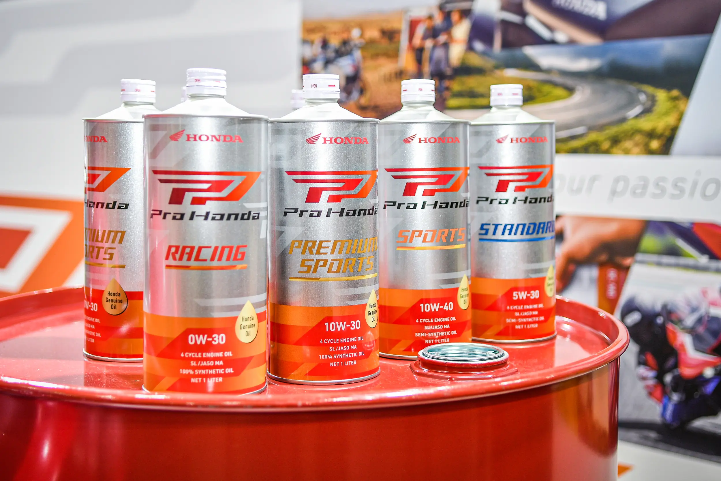 Honda純正オイル「Pro Honda」の定番グレード「STANDARD」と「SPORTS 
