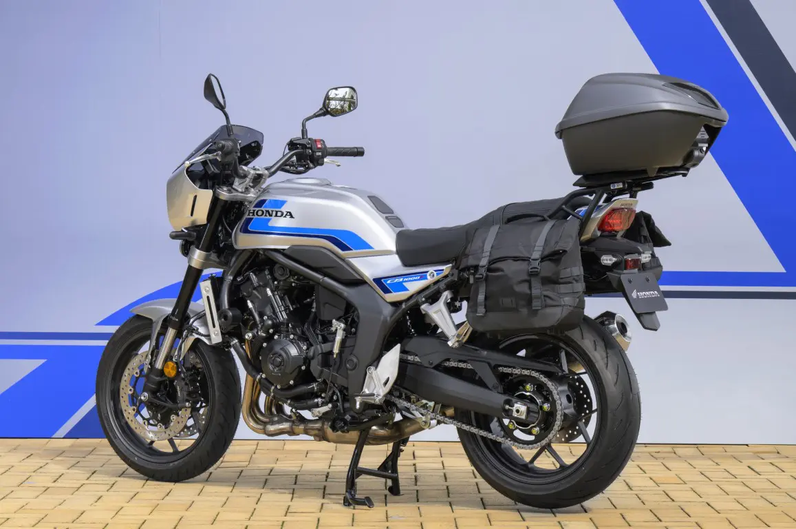 CB1000F」をもっと自分好みに！Honda純正アクセサリーでカスタマイズ